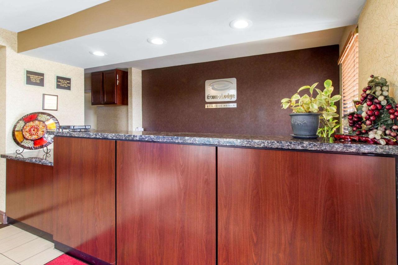 Econo Lodge Lenoir City Kültér fotó